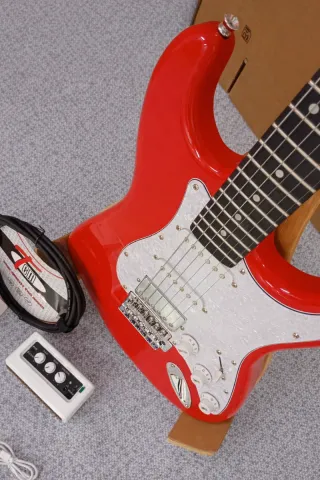 Pack Guitarra Eléctrica + Mini Amplificador + jack