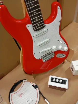 Pack Guitarra Eléctrica + Mini Amplificador + jack