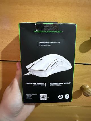 Ratón Razer Deathadder Essential Blanco