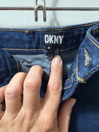 Pantalón vaquero DKNY niña azul
