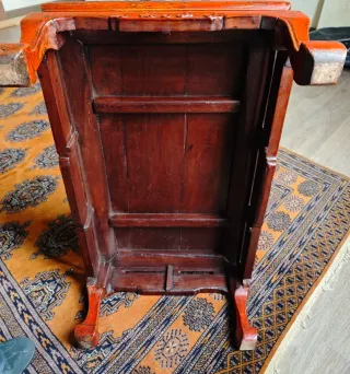 Raro Tavolo Basso Lacca Rossa 17/18 Sec.