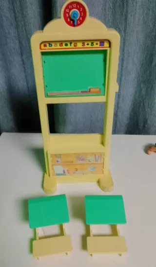 Barbie profesora y 2 alumnos set