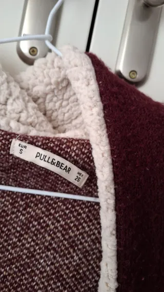 Cárdigan lana burdeos y borreguito beige