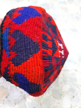 Sombrero pakistaní artesanal