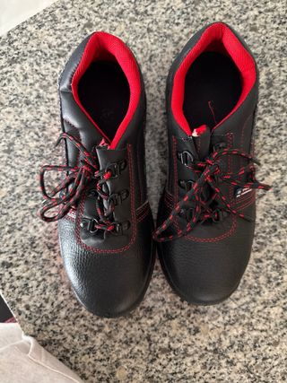 Zapatos de seguridad TOTAL PRODUCTION Talla 38