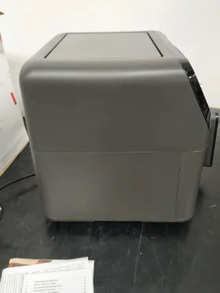 Freidora de aire negra