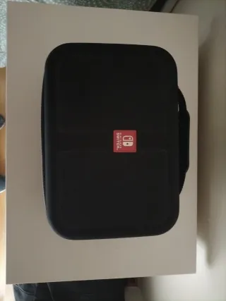 Nintendo Switch + NBA 2K21 + FIFA 23