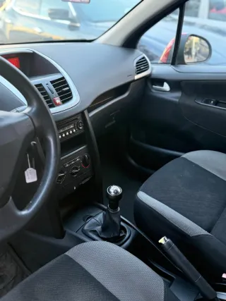 Peugeot 207 1.6 HDi Confort ÚNICO  DUEÑO