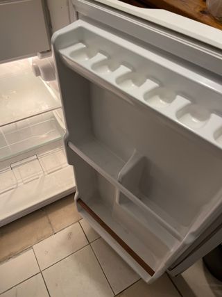 Nevera Corberó con imanes de Barcelona