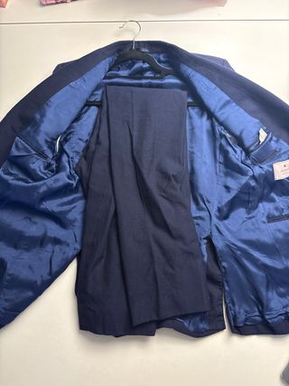 Traje Jajoan azul niños talla 48.