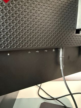 Monitor HP Omen 25 pollici
