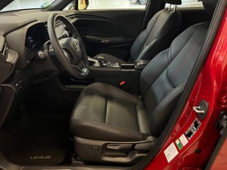 Lexus LBX 1.5 136cv HEV Emotion