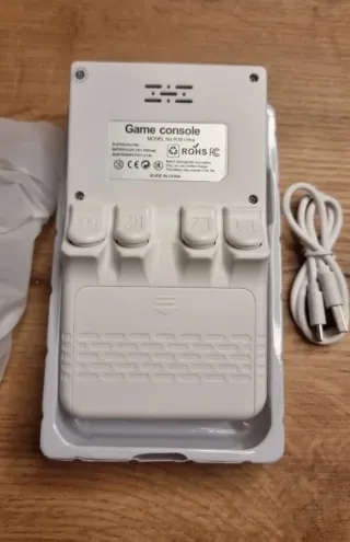 Consola Portátil Anbernic R36 Ultra Blanca