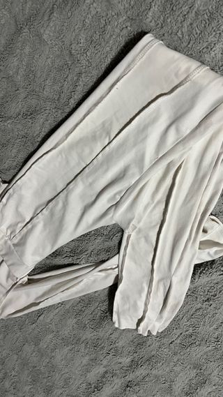 Conjunto blanco de manga larga