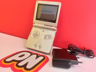 Nintendo Game Boy Advance SP Plata con cargador