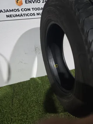 225 65 17 102H KUMHO ROAD VENTURE APT