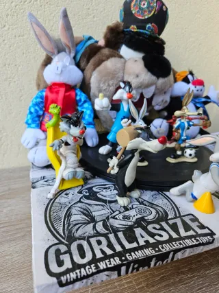 Lote Looney Tunes Figuras e Pelúcia Anos 90