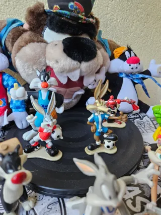 Lote Looney Tunes Figuras e Pelúcia Anos 90