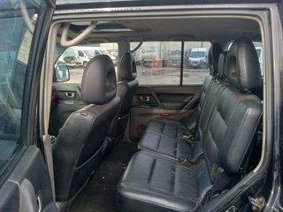 Mitsubishi Montero 2004