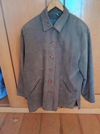 Casaco de camurça verde-oliva