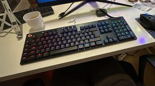 Teclado Logitech g915