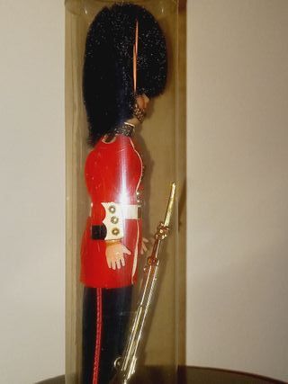 Boneco VIntage Souvenir da Guarda Real Britânica