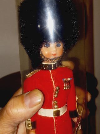 Boneco VIntage Souvenir da Guarda Real Britânica