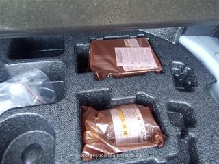 TOYOTA RAV4 2.5l 220H Style 4WD