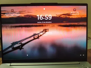 Lenovo Ideapad Slim 5 Snapdragon X Plus 1T