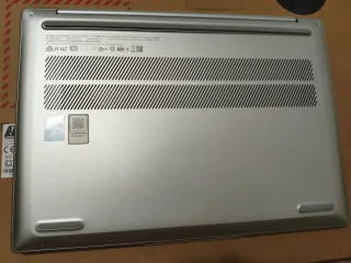 Lenovo Ideapad Slim 5 Snapdragon X Plus 1T