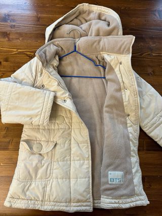 Abrigo niña talla 8 marca Brotes