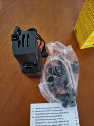 Sera Filtro Interno per Acquario Fil 60 06843, 380 l/h per acquari fino a 60 litri, con Struttura Modulare con Filtro (con E)