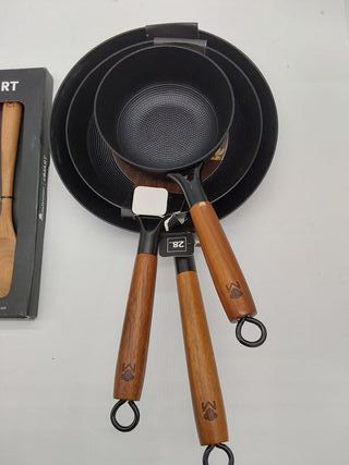 MasterPro Odín - Set di 3 Padelle da 24 e 28 cm in Ferro Pressato con Antiaderente Ceramico Rinforzato