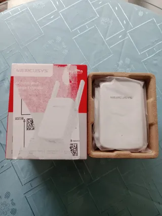 Repetidor Wi-Fi MERCUSYS AC1200 ME30