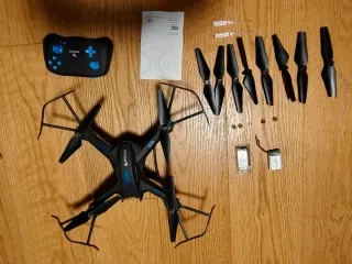 Drone Snaptain S5C con telecomando e accessori