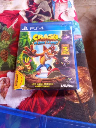 PS4 4 juegos , son los que están en la descripcion