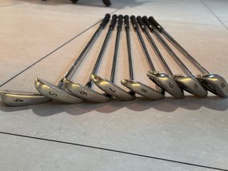 Palos de Golf Titleist AP1 716