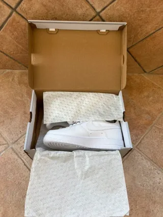 Nike Air Force 1 Low '07 Bianche Taglia 39 e 44