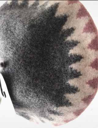 Boina de mujer con diseño