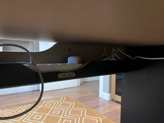 Escritorio IKEA MALM con tablero extensible