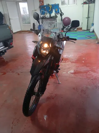 Moto Trail marca swm 600 c.c 54 cv