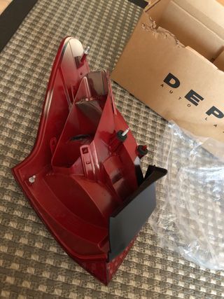 Piloto trasero derecho Peugeot 407 SW