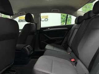 VOLKSWAGEN Passat 2.0TDI EVO desde 249€/mes*