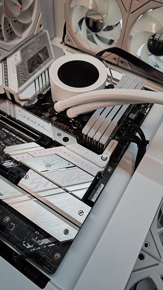 ASUS ROG STRIX Z790-A GAMING WIFI DDR5