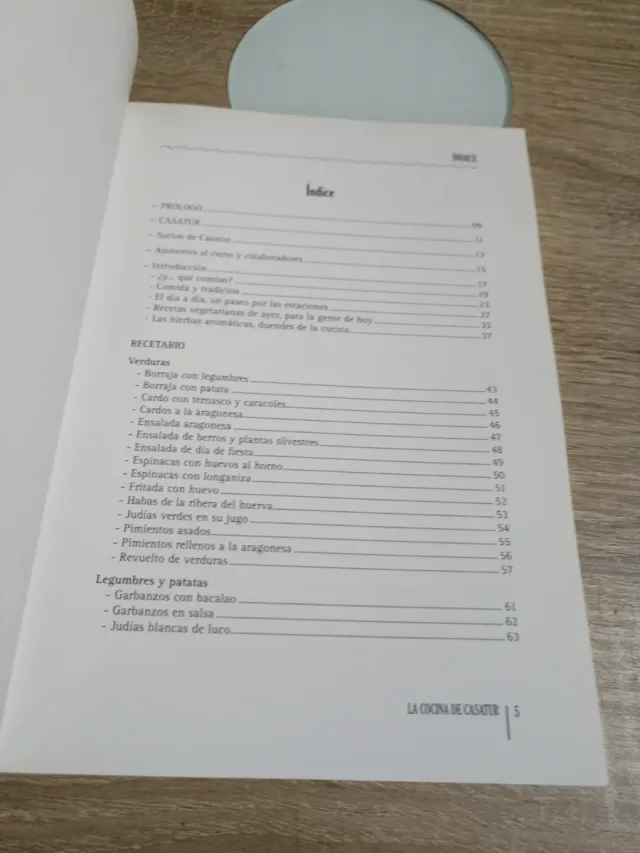 Entre Hogueras Y Hogares-- Guisos A Fuego Dulce..