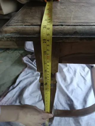 Mesa de madera antigua