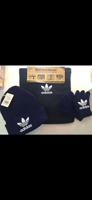 Conjunto Adidas 3 piezas de niño vinilo