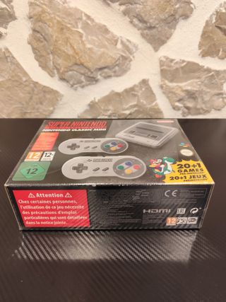 Super Nintendo Classic Mini - PRECINTADA