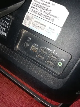 HP All-in-One PC Negro y Plateado