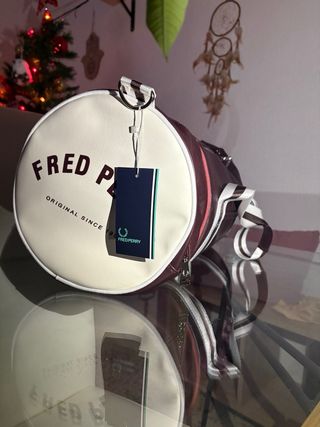 Bolsa Fred Perry Roja y Blanca